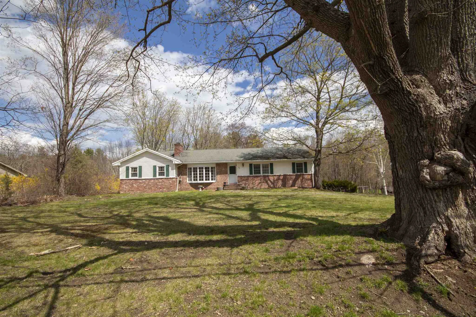 82 Zion Hill Road Salem NH 03079