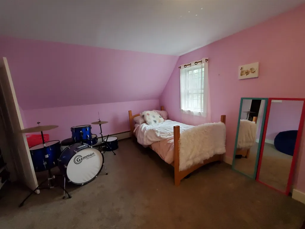 21 Rubeor Drive Hinsdale NH 03451