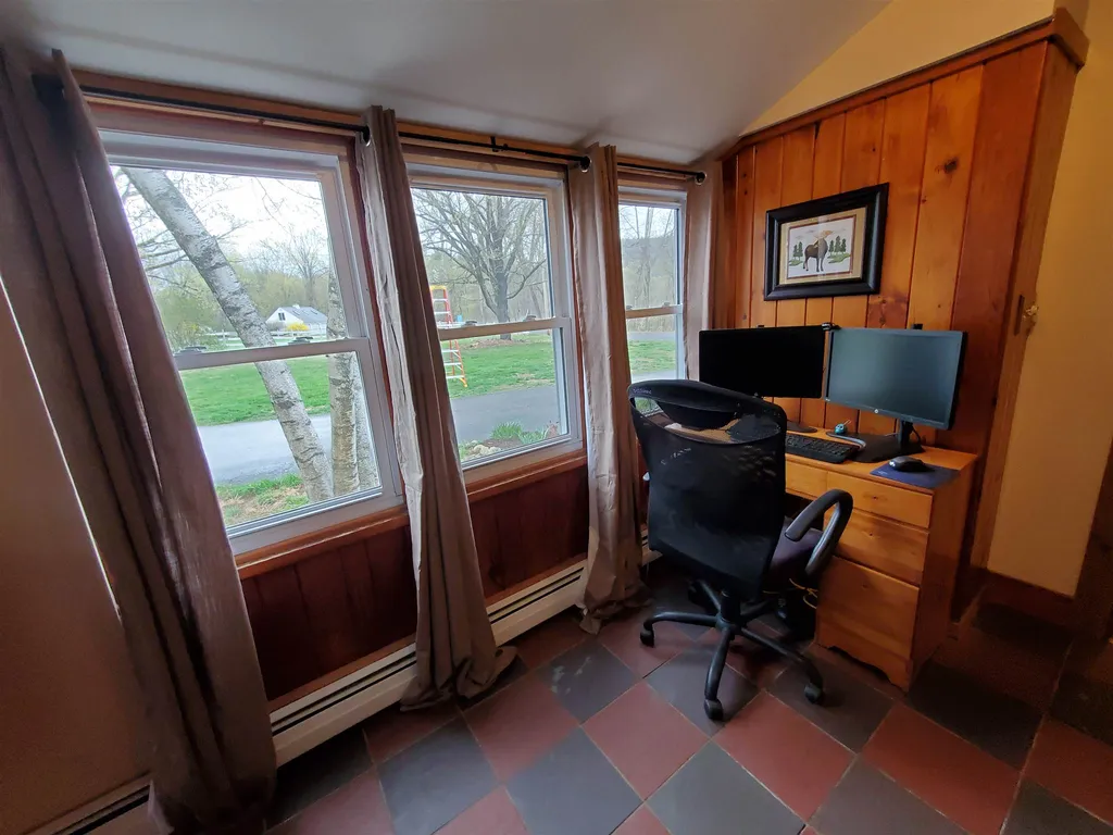 21 Rubeor Drive Hinsdale NH 03451