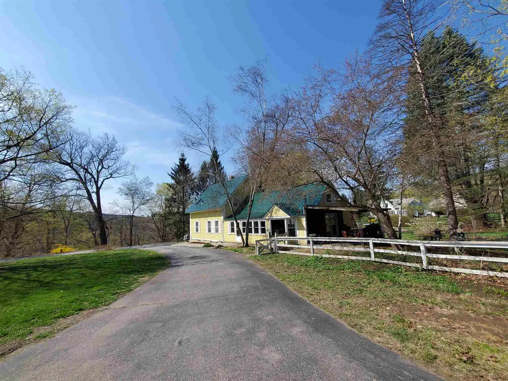 21 Rubeor Drive Hinsdale NH 03451