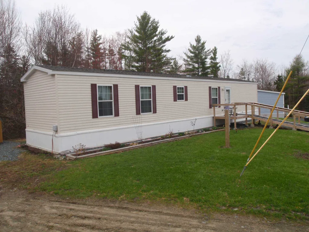 27 Lunar Drive Canaan NH 03741