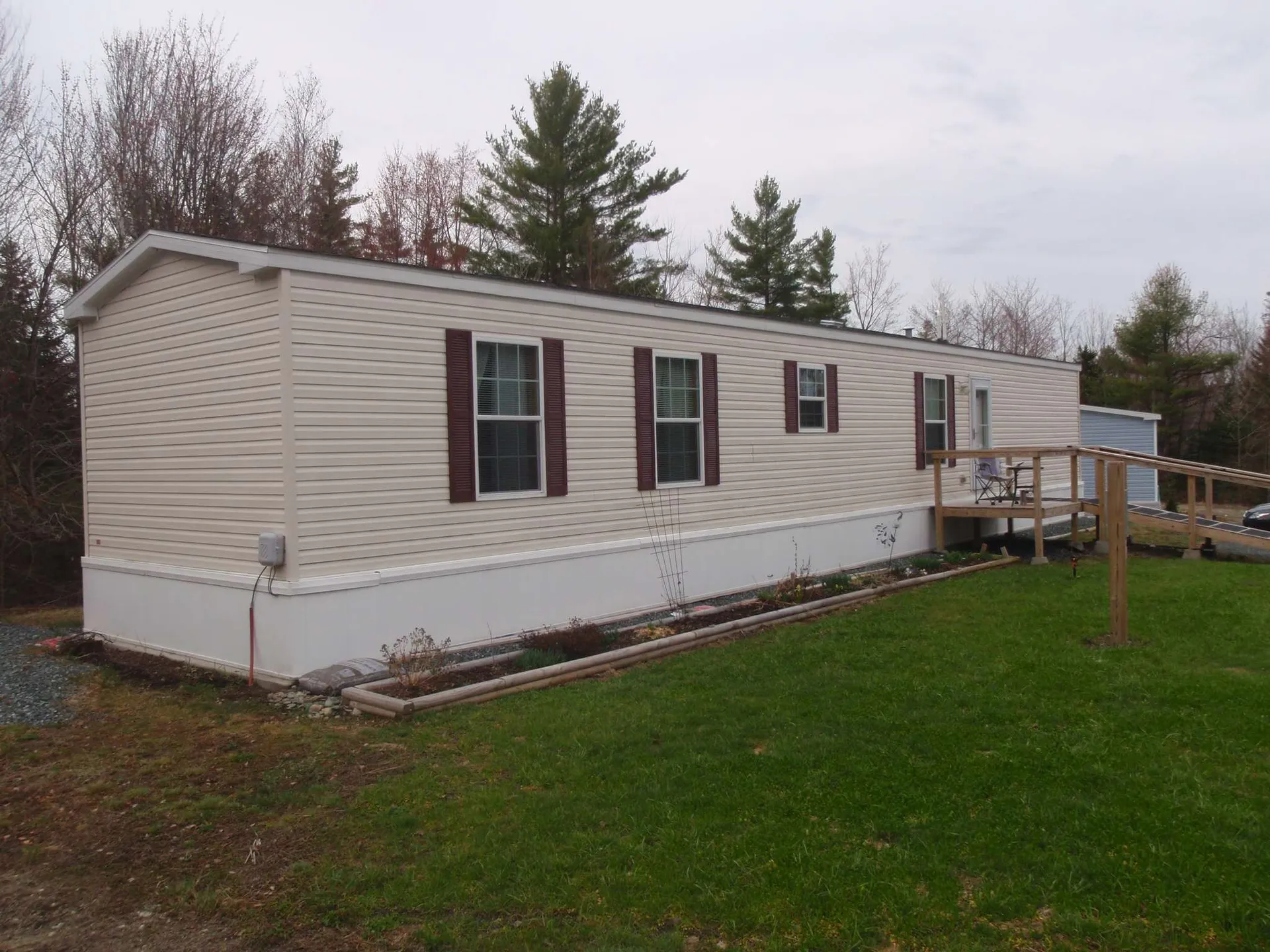 27 Lunar Drive Canaan NH 03741