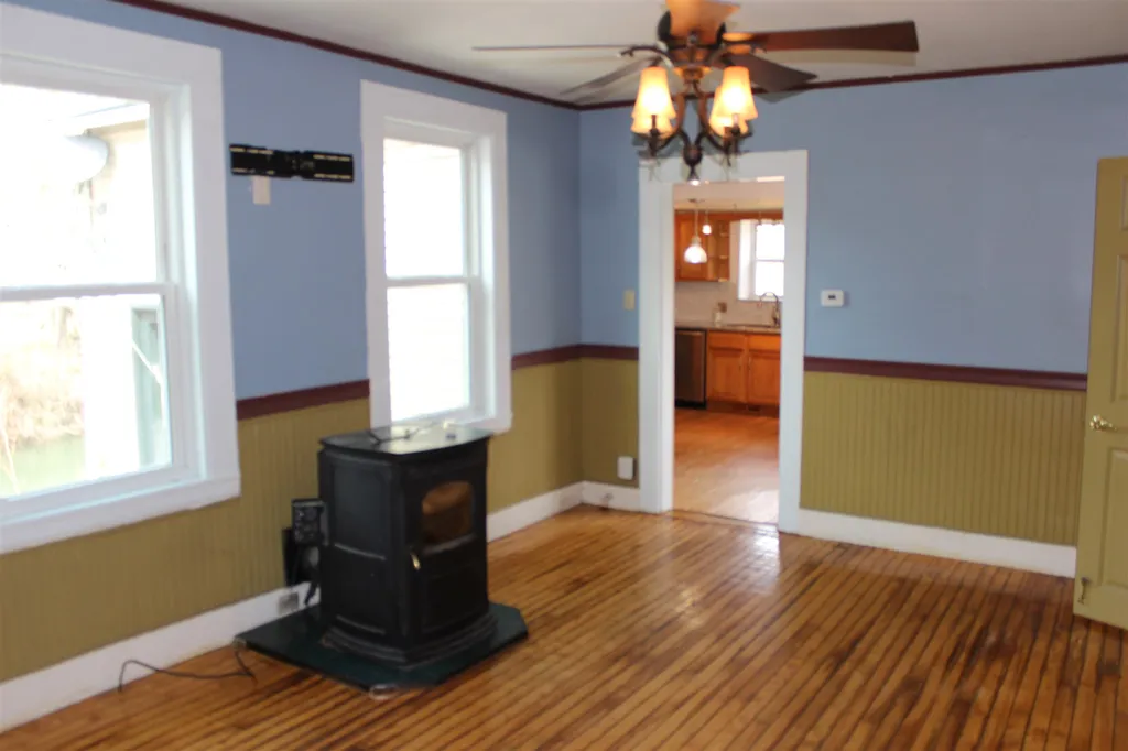 56 Union Street Windsor VT 05089