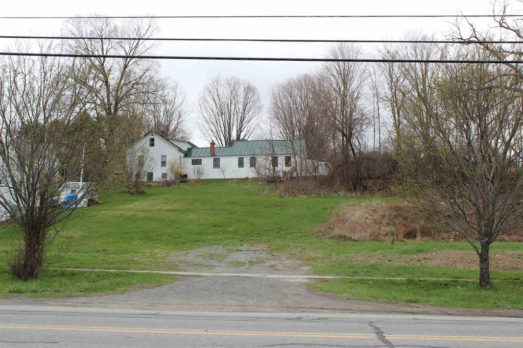 172 South Main Street Bradford VT 05033