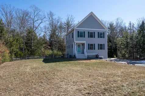 139 Spaulding Road Fremont NH 03044