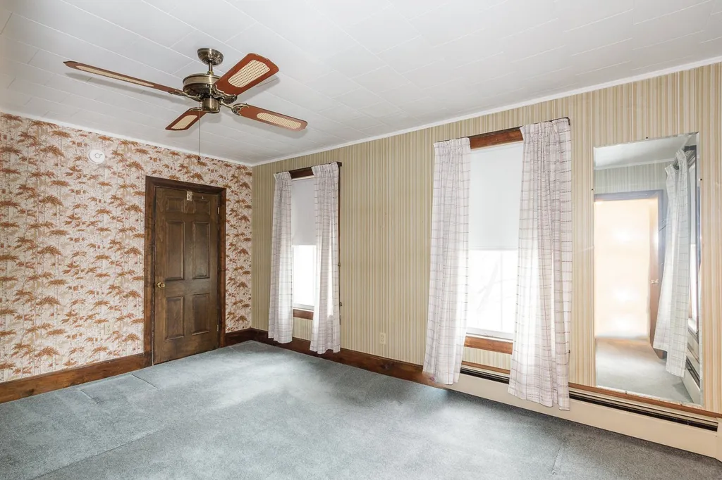 99 Dionne Drive Manchester NH 03102