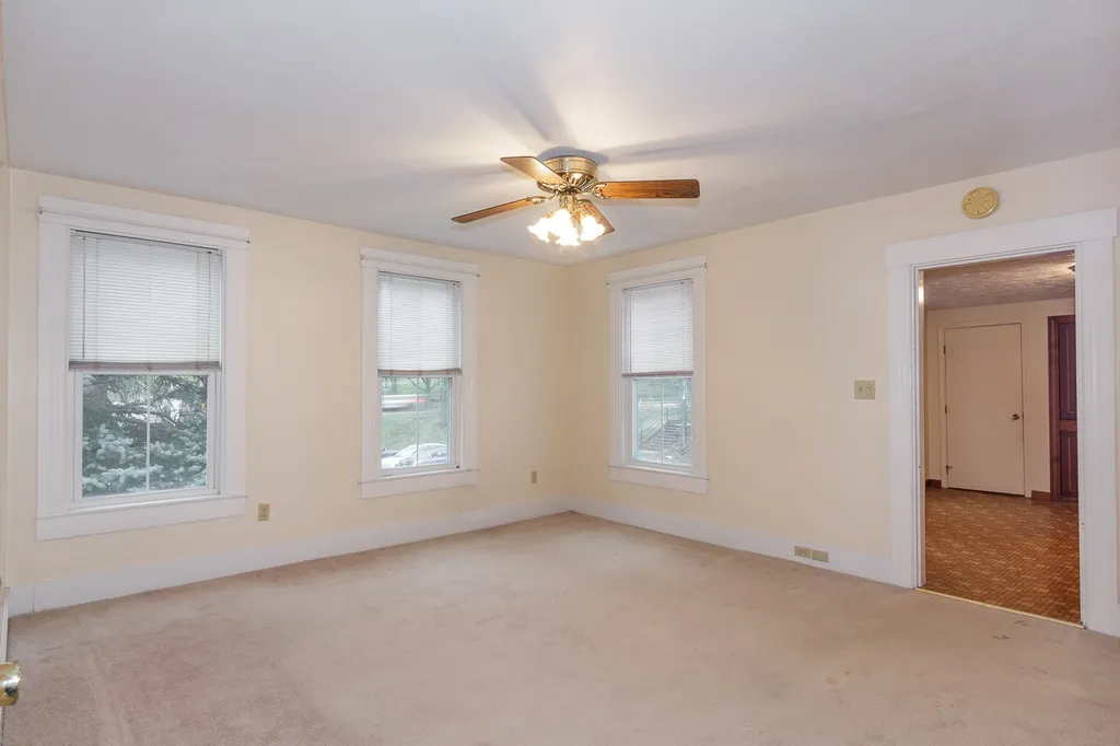 99 Dionne Drive Manchester NH 03102