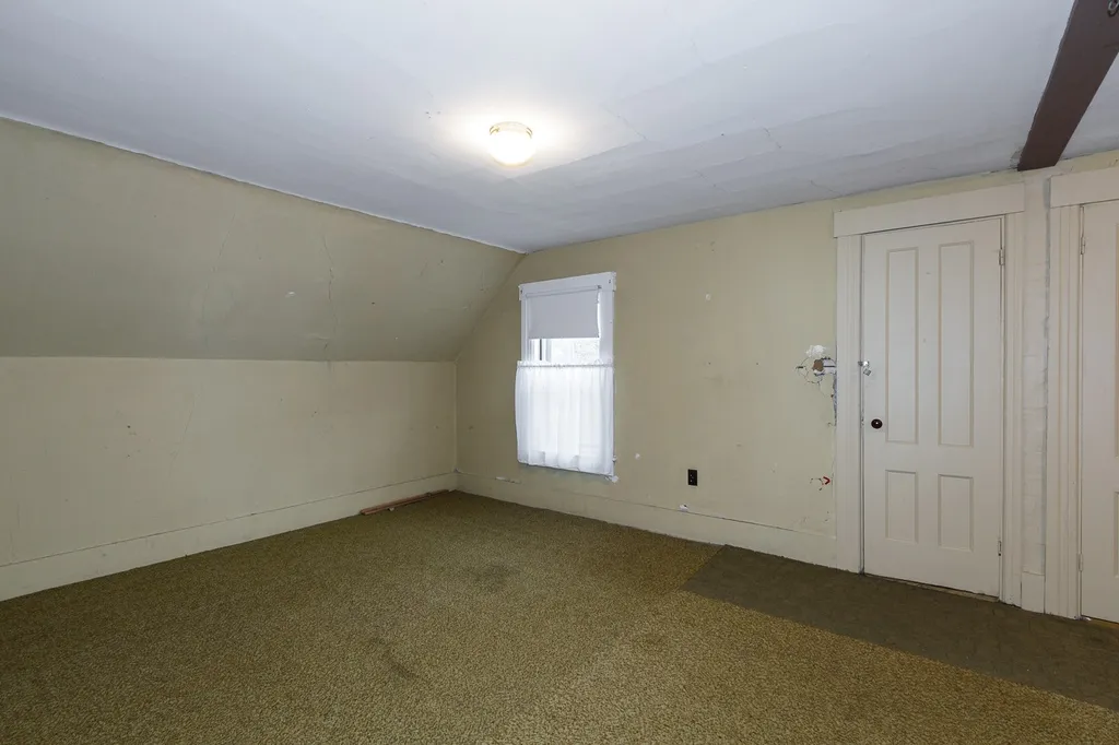 99 Dionne Drive Manchester NH 03102