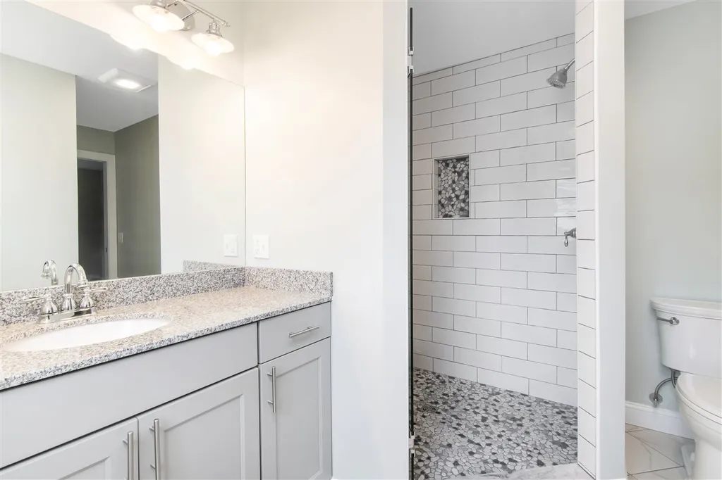 397 Ethan Allen Parkway Burlington VT 05408