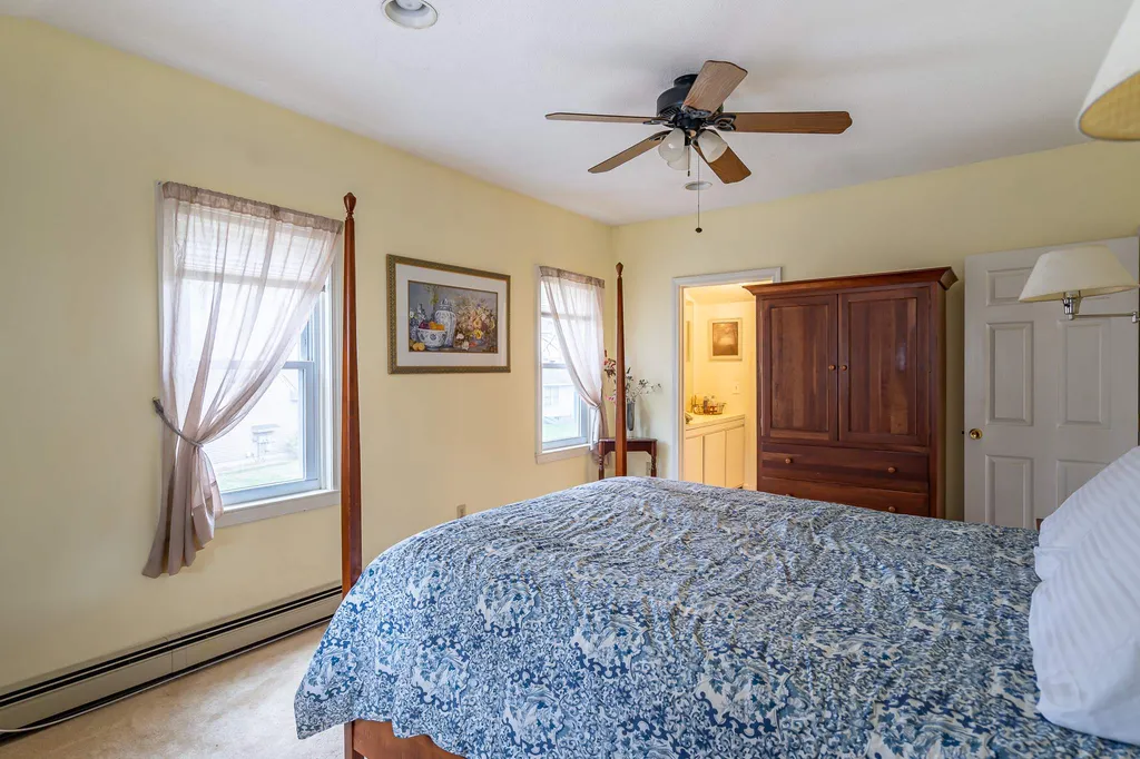 7 Brays Lane Amherst NH 03031