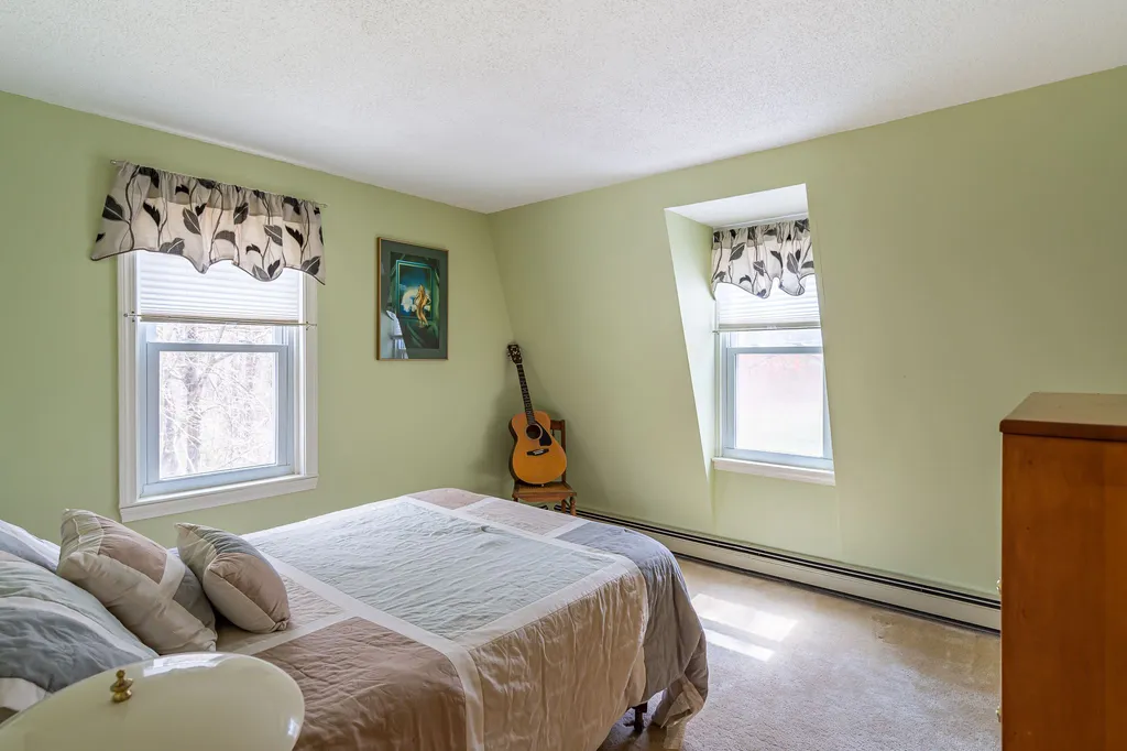 7 Brays Lane Amherst NH 03031