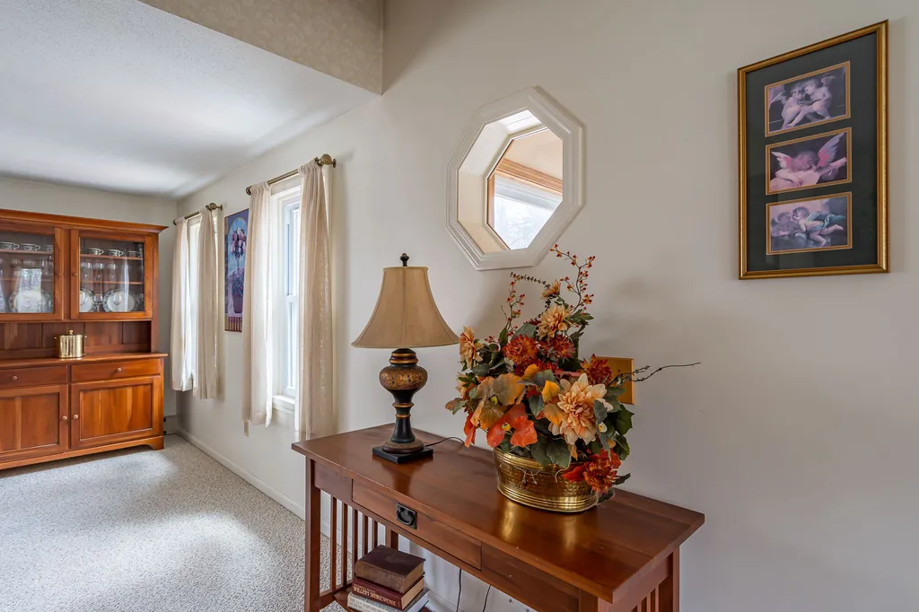 7 Brays Lane Amherst NH 03031