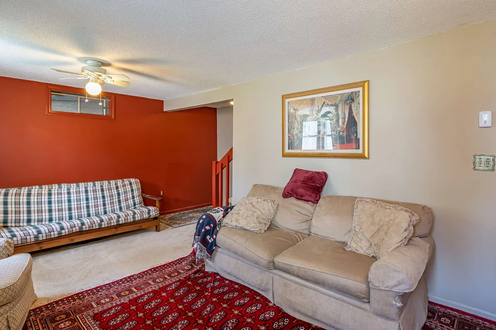 7 Brays Lane Amherst NH 03031