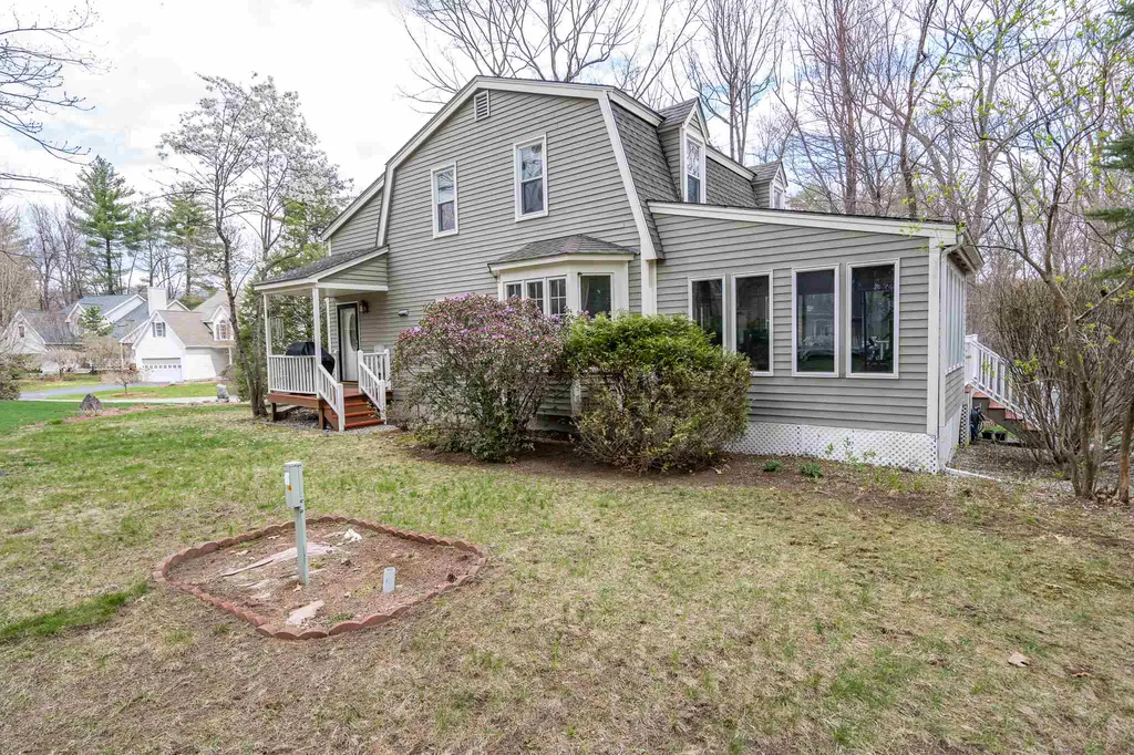 7 Brays Lane Amherst NH 03031