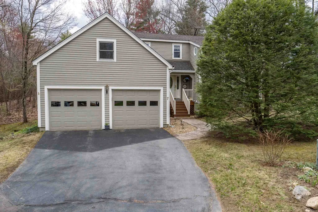7 Brays Lane Amherst NH 03031