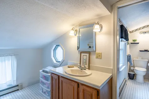 7 Brays Lane Amherst NH 03031