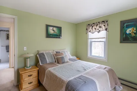 7 Brays Lane Amherst NH 03031