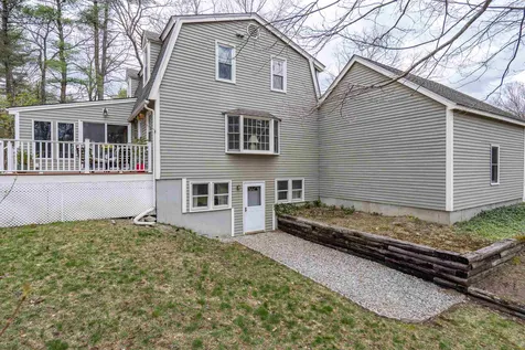 7 Brays Lane Amherst NH 03031