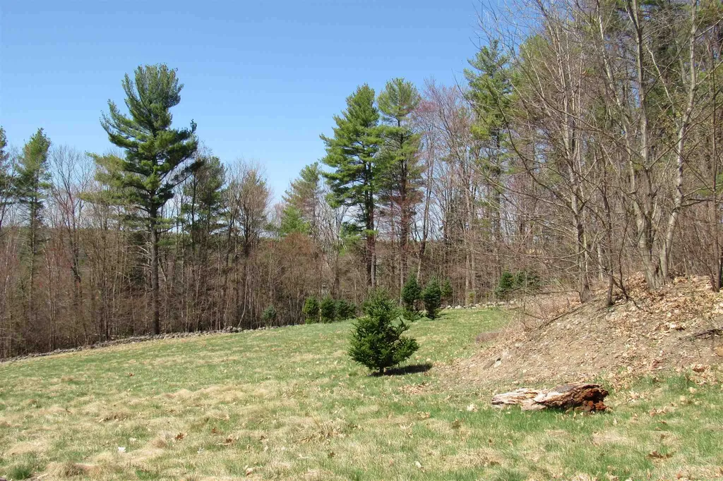 Apple Tree Lane Hopkinton NH 03229