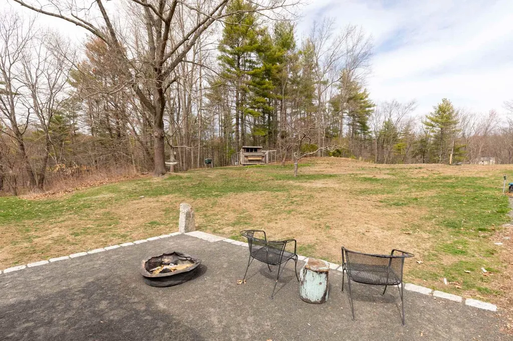 68 Dover Road Eliot ME 03903