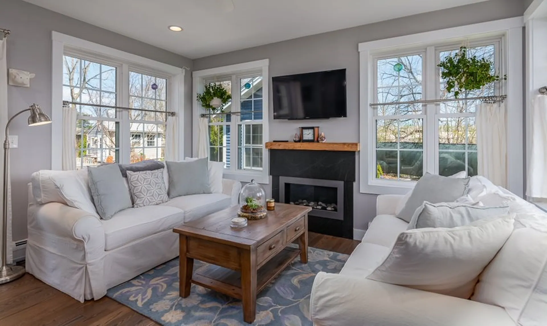 12 Leighton Road Dover NH 03820