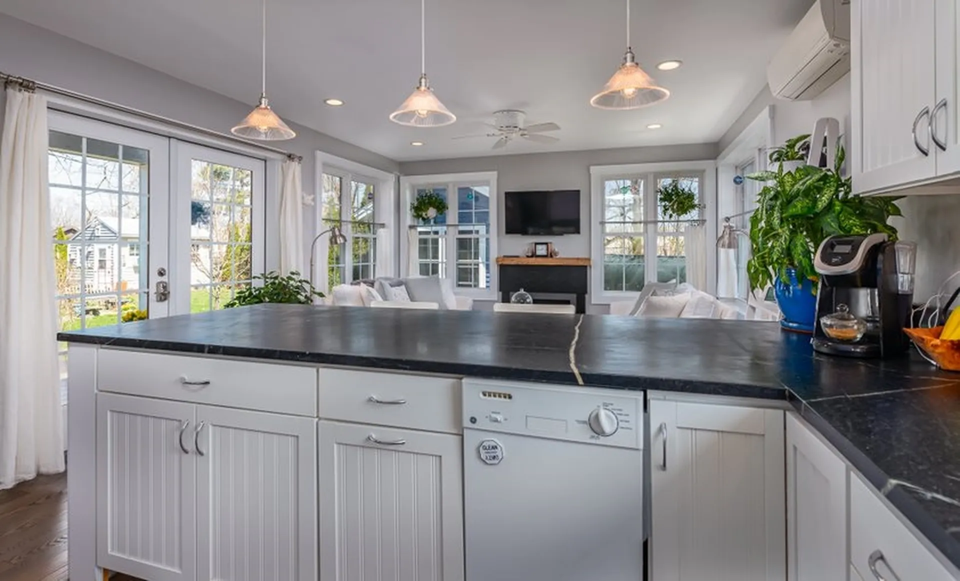 12 Leighton Road Dover NH 03820