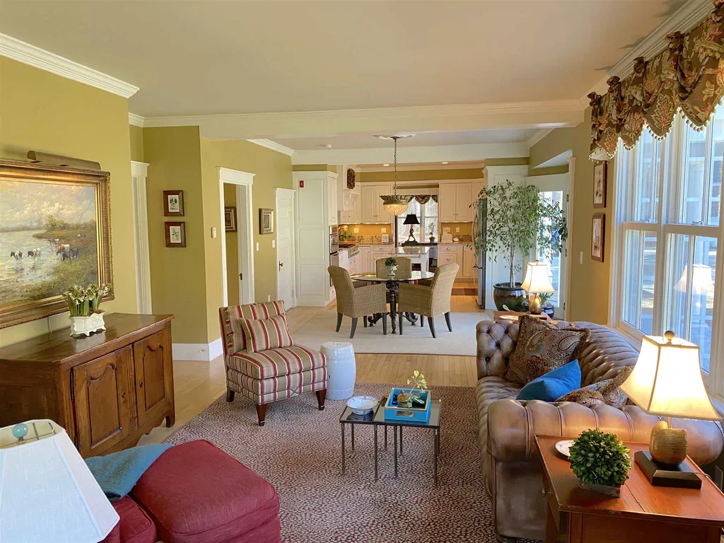 63 Sewall Road Wolfeboro NH 03894