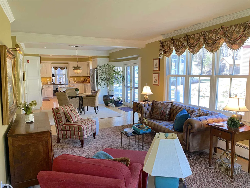 63 Sewall Road Wolfeboro NH 03894