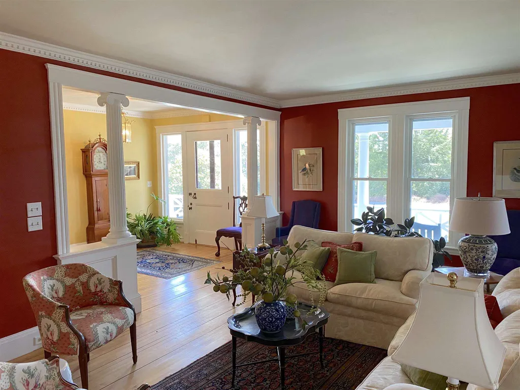 63 Sewall Road Wolfeboro NH 03894