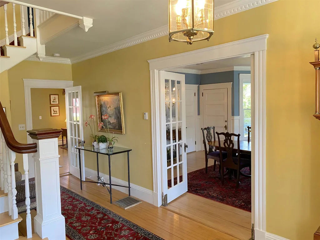 63 Sewall Road Wolfeboro NH 03894