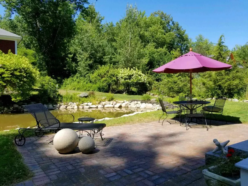 63 Sewall Road Wolfeboro NH 03894