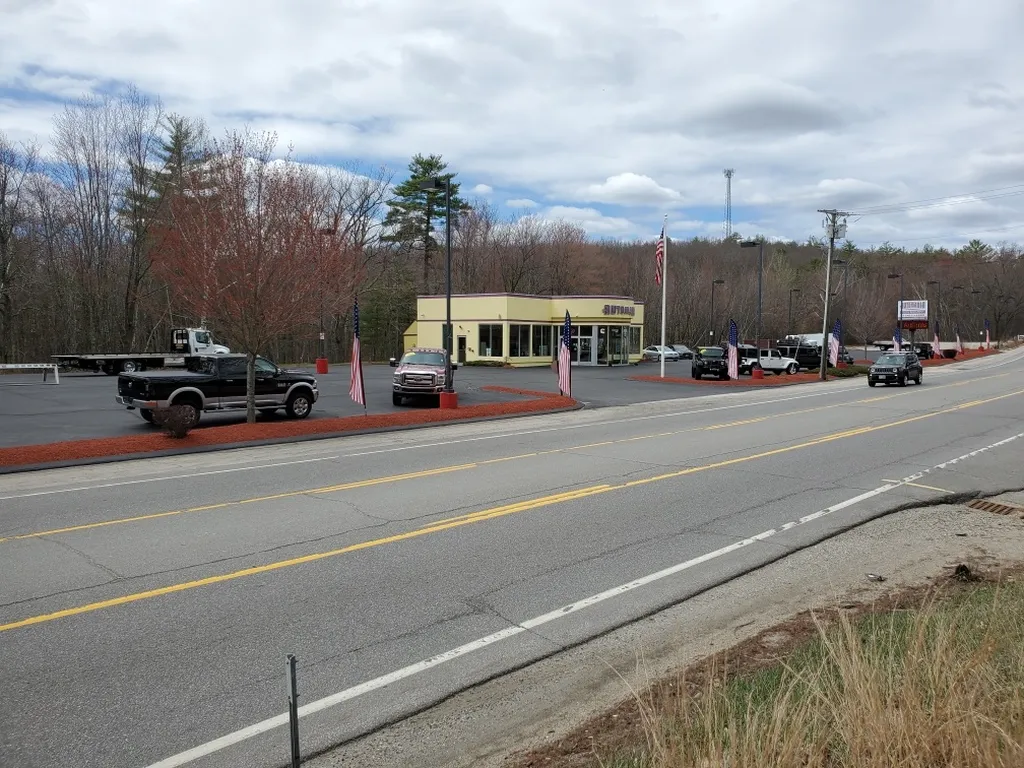 1378 Hooksett Road Hooksett NH 03106