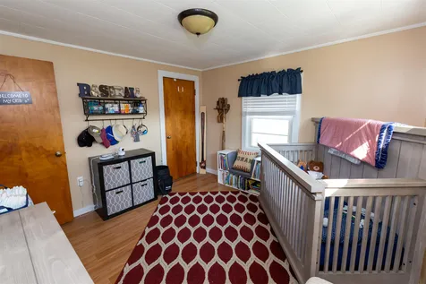 6 Coin Street Londonderry NH 03053