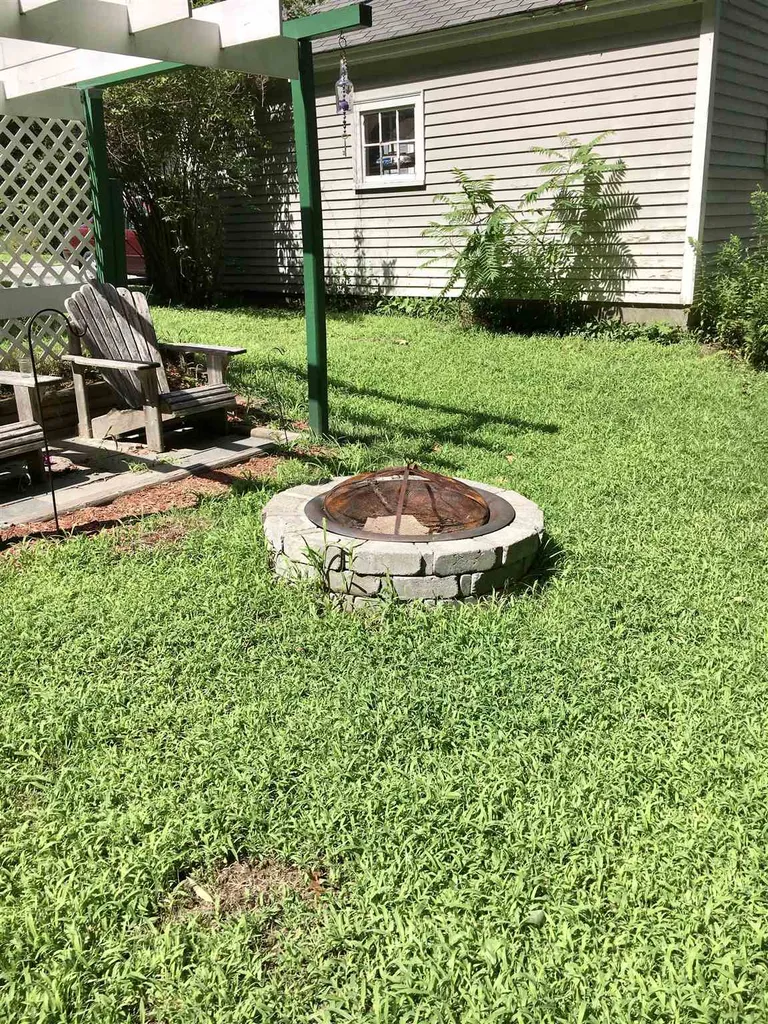 65 Myrtle Street Claremont NH 03743