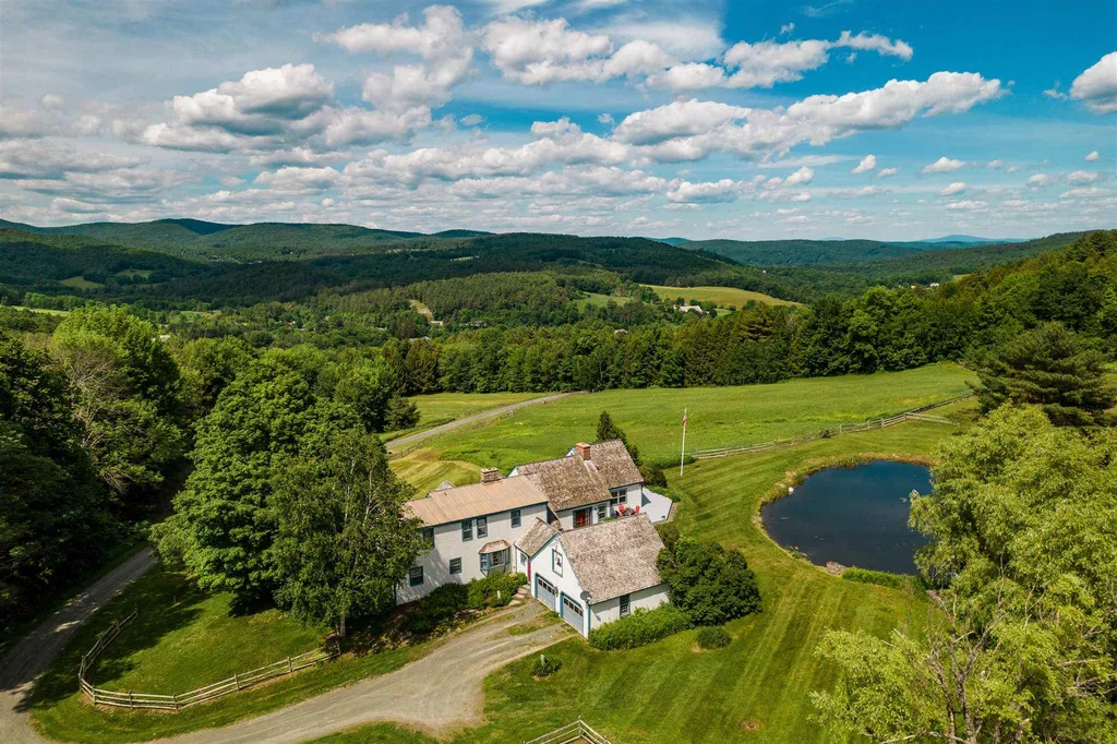 63 Hartwood Way Hartland VT 05048