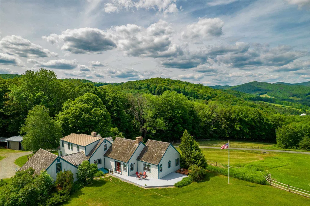 63 Hartwood Way Hartland VT 05048