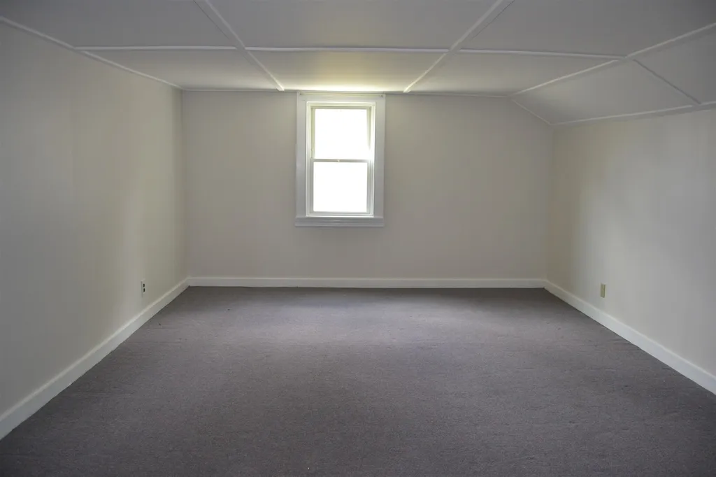 8 Laurier Street Somersworth NH 03878