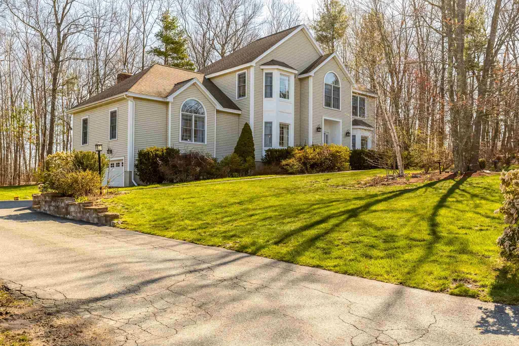 25 Squire Armour Road Windham NH 03087