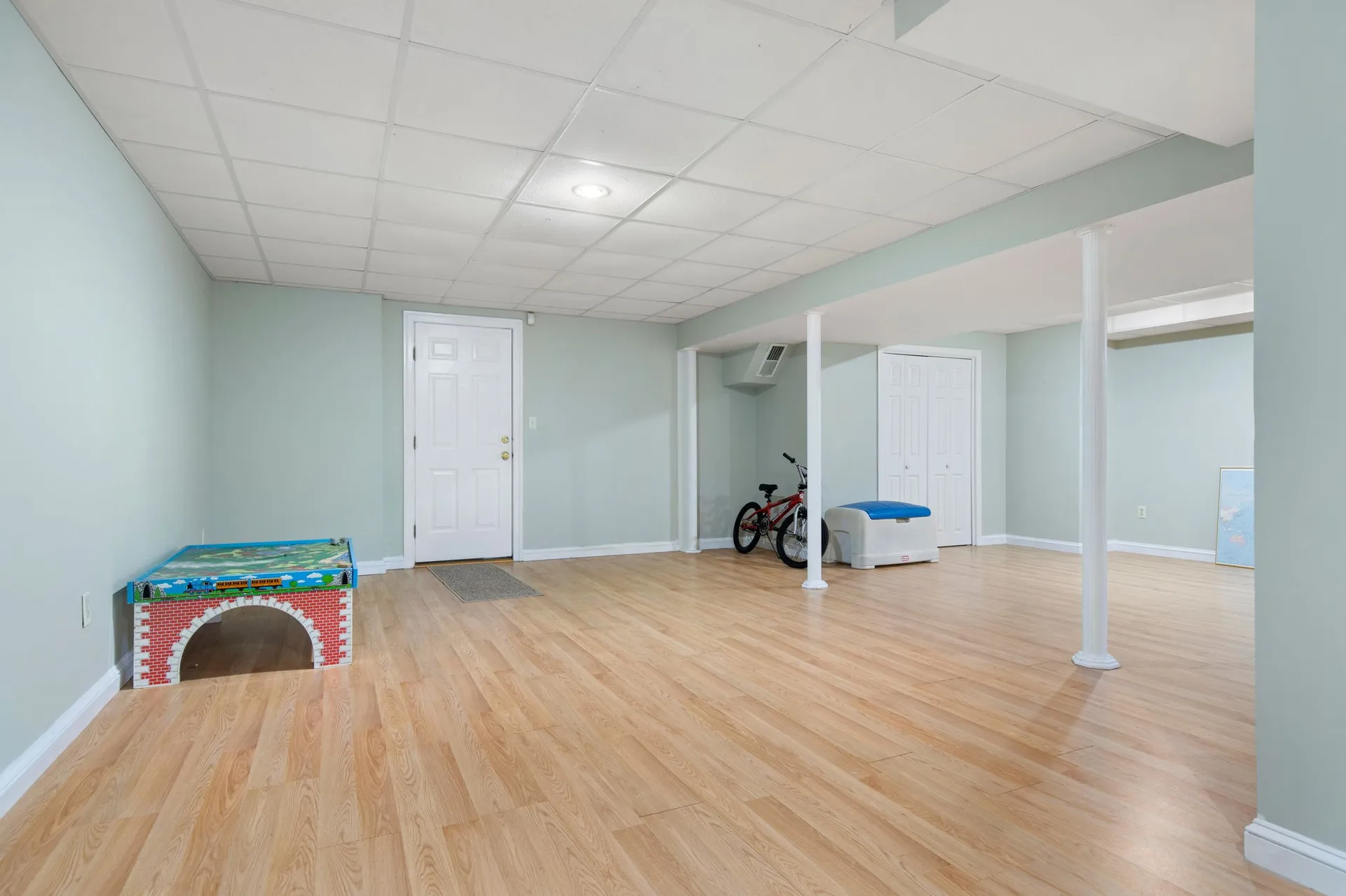 25 Squire Armour Road Windham NH 03087
