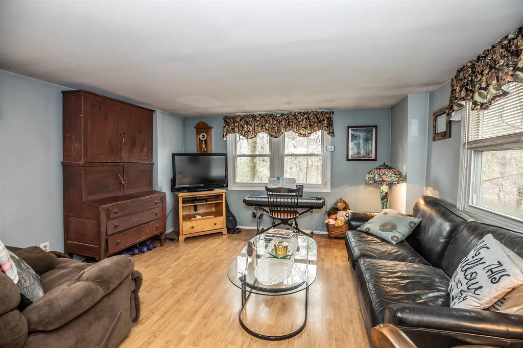 238 Nashua Street Milford NH 03055
