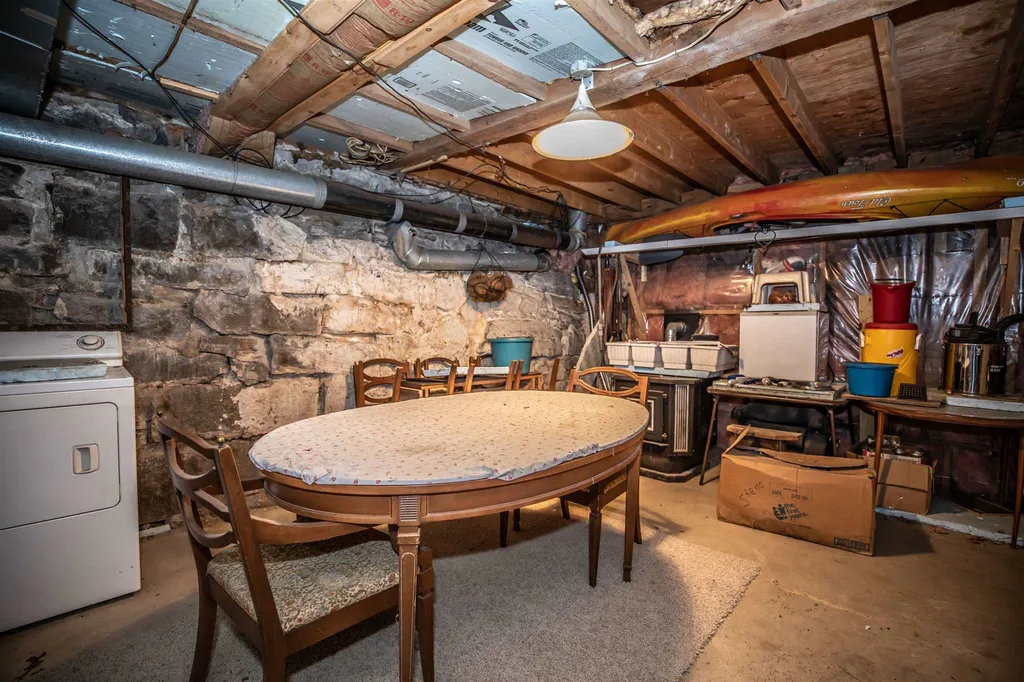 238 Nashua Street Milford NH 03055