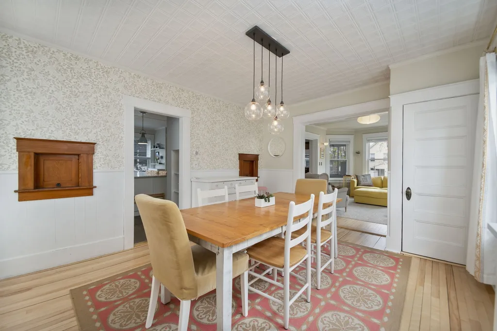 23 Lyndon Street Concord NH 03301