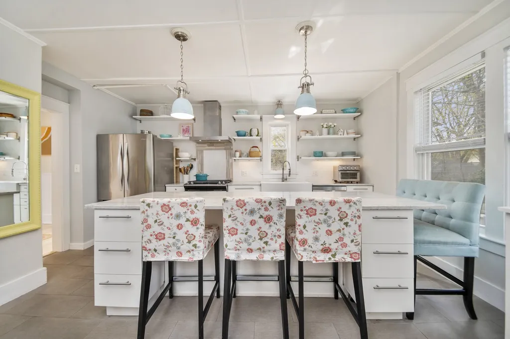 23 Lyndon Street Concord NH 03301