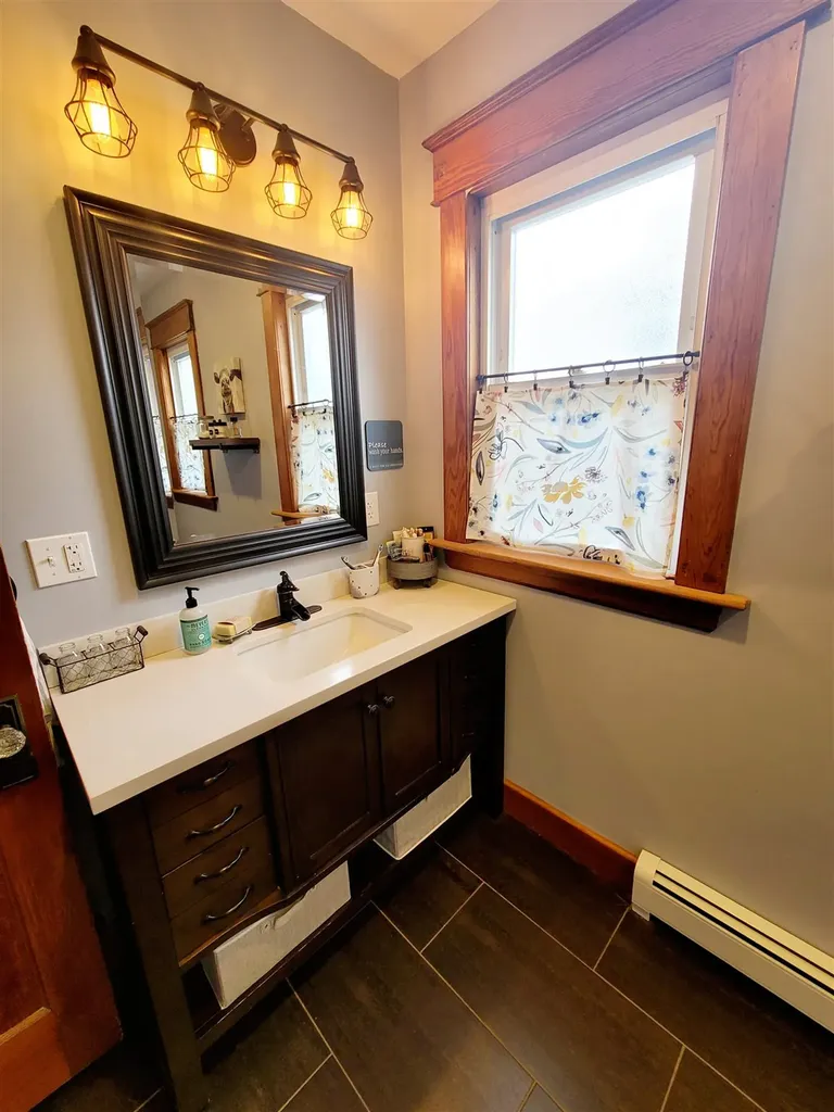 54 Kearsarge Street Manchester NH 03102