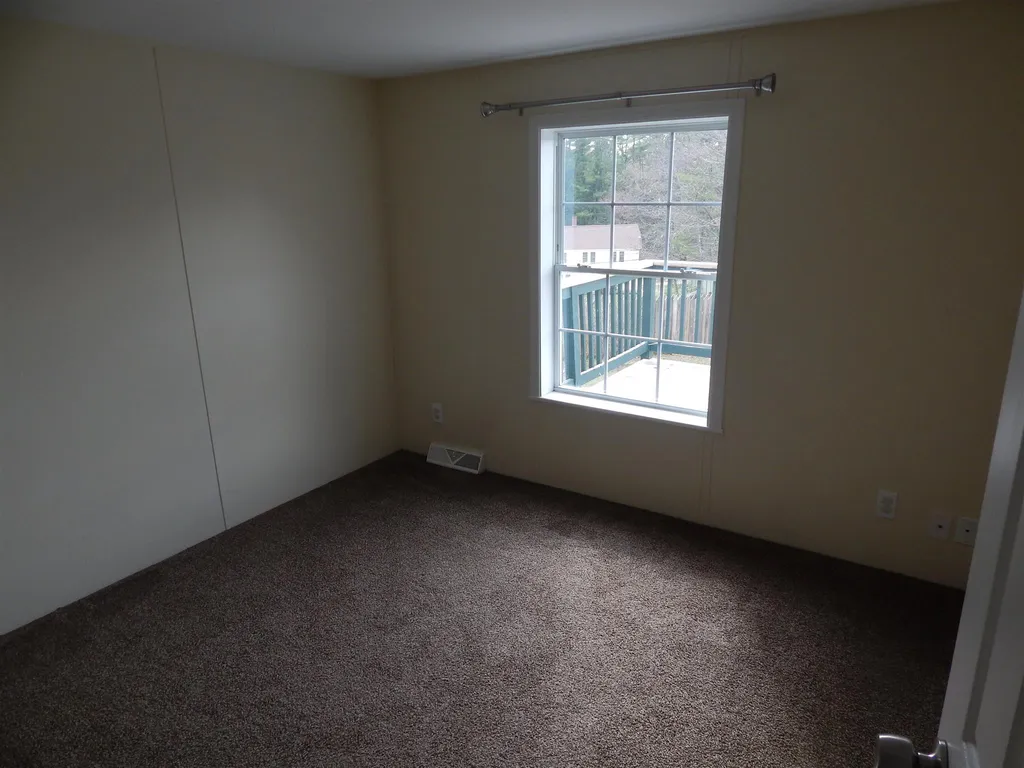 45 Concord Street Belmont NH 03220