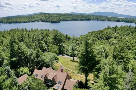 1422 Little Sunapee Road New London NH 03257
