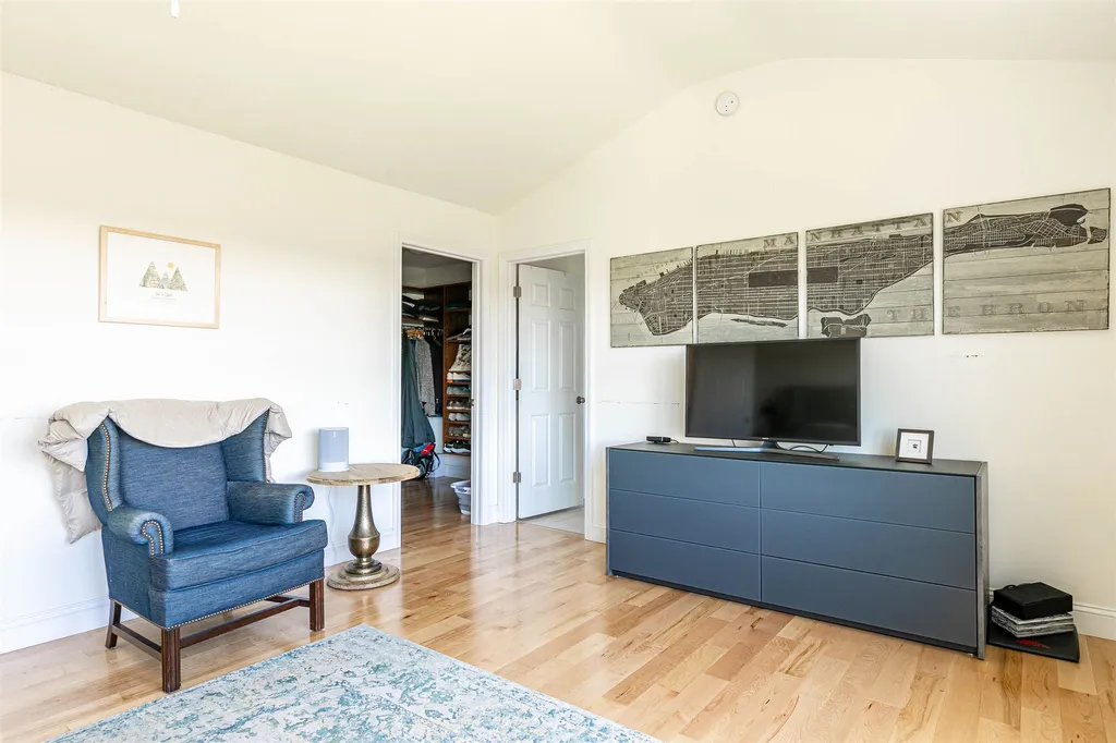 55 Sommerfield Avenue South Burlington VT 05403