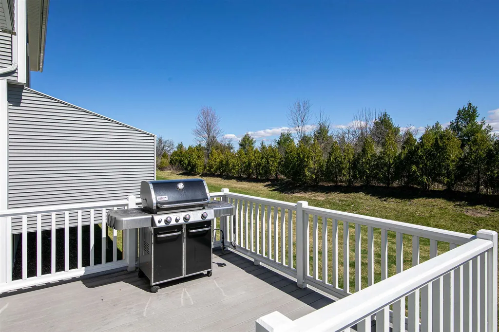 55 Sommerfield Avenue South Burlington VT 05403