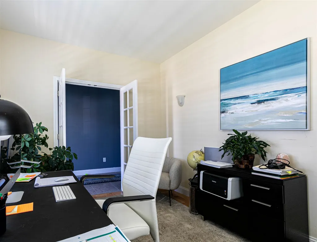 55 Sommerfield Avenue South Burlington VT 05403
