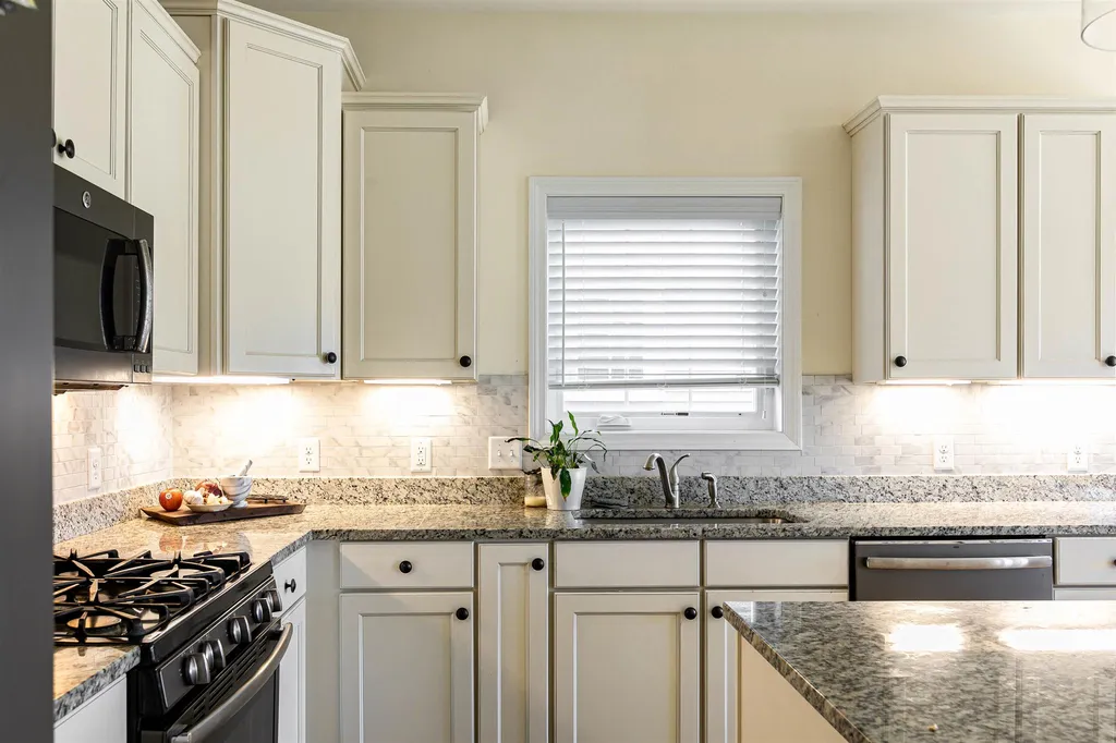 55 Sommerfield Avenue South Burlington VT 05403